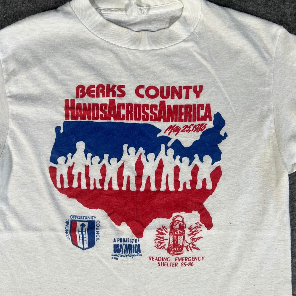 Vintage 1986 Hands Across America T Shirt Berks County Screen Stars White Med